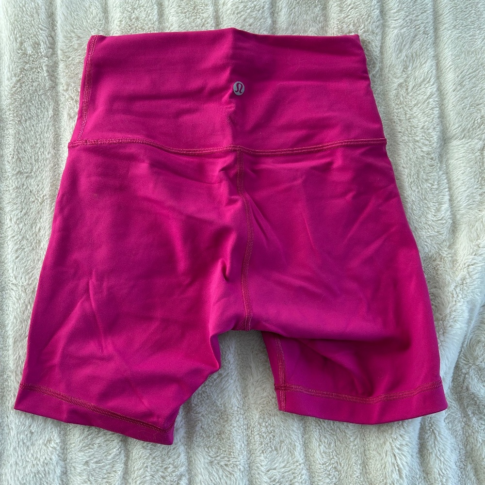Lululemon Wunder 6” Shorts